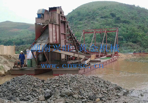 采金船-剛果金-工作現場(chǎng)